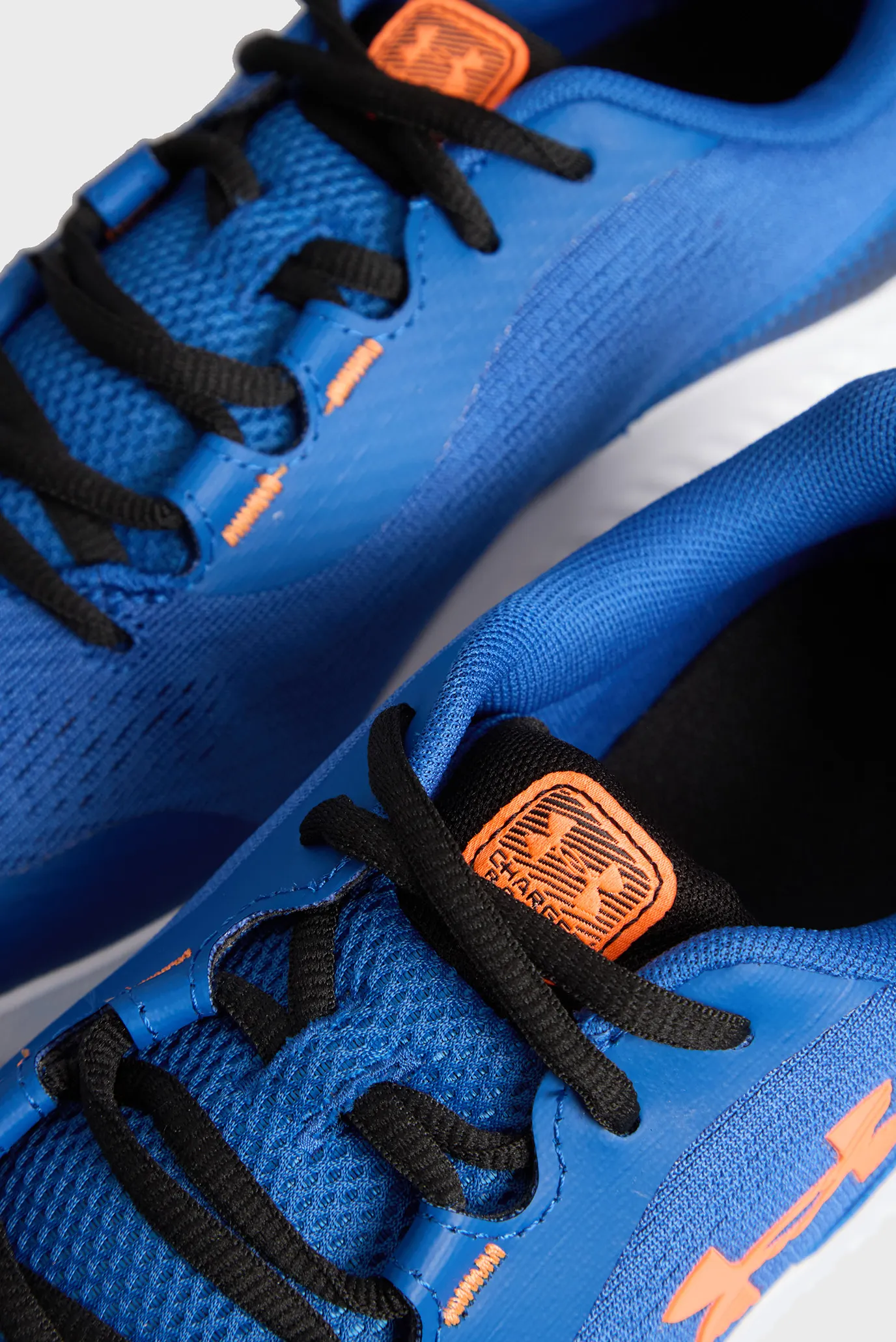 Krossovka UA BGS Charged Rogue 4 2