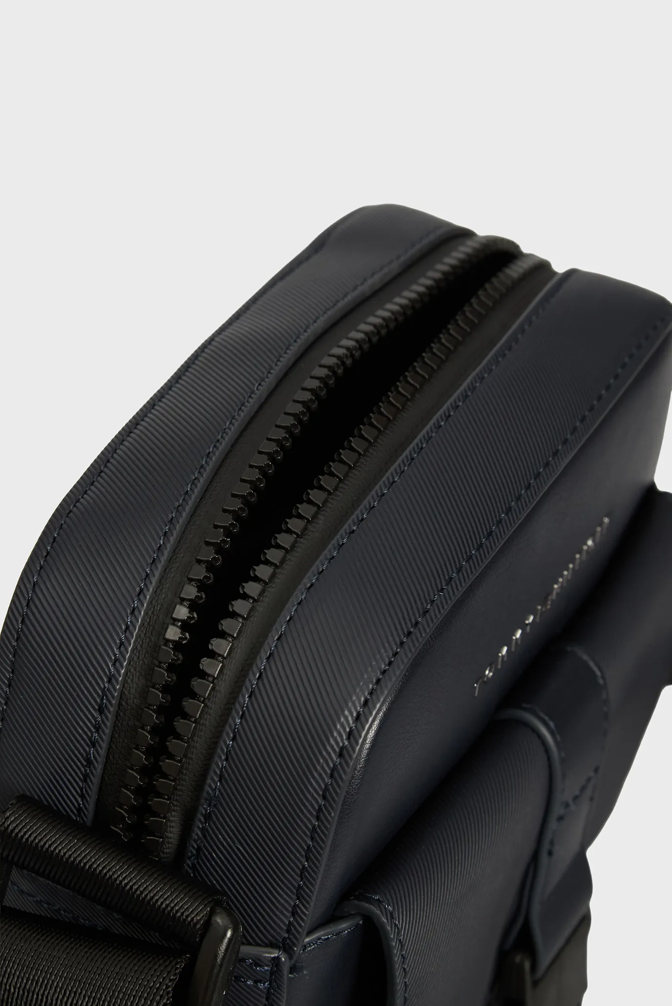 Sumka TH FOUNDATION MINI REPORTER 2