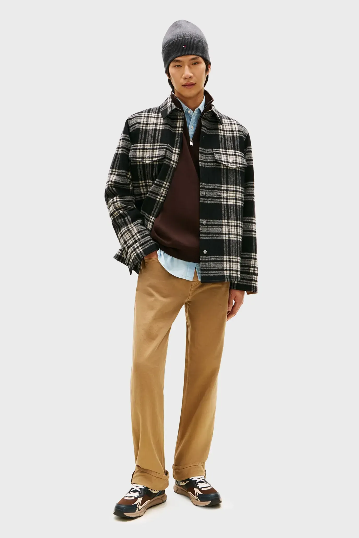 Krossovka OUTDOOR SNEAKER TECH MIX 2