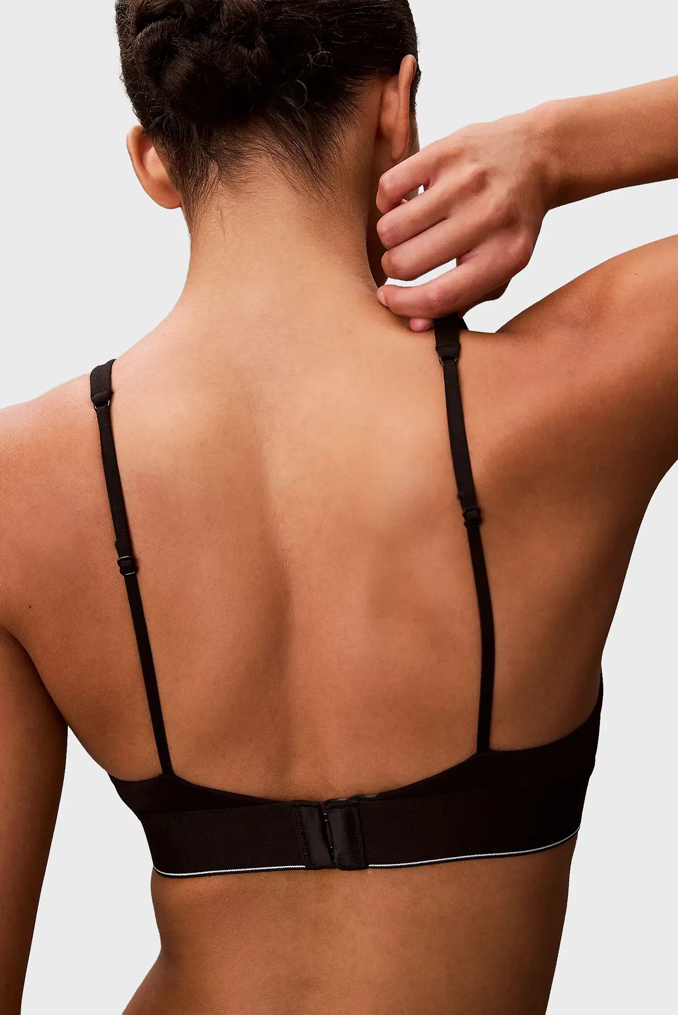 Бюстгальтер LIGHTLY LINED TRIANGLE 6