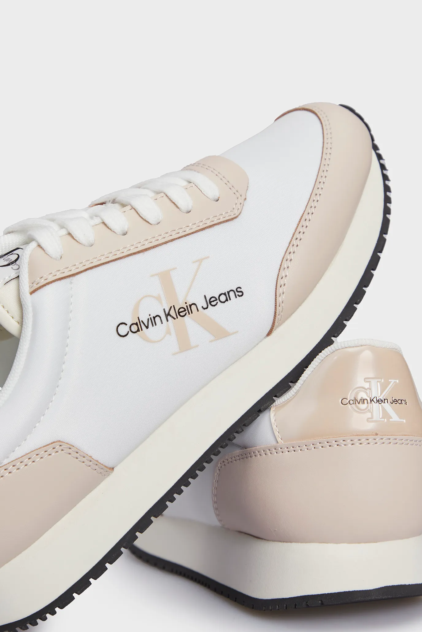 Krossovka RUNNER LOW LACE MIX ML MET 2