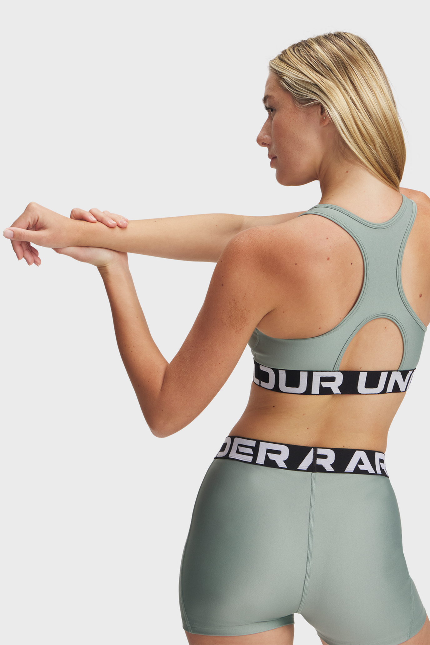 Top UA HG Mid Branded 4