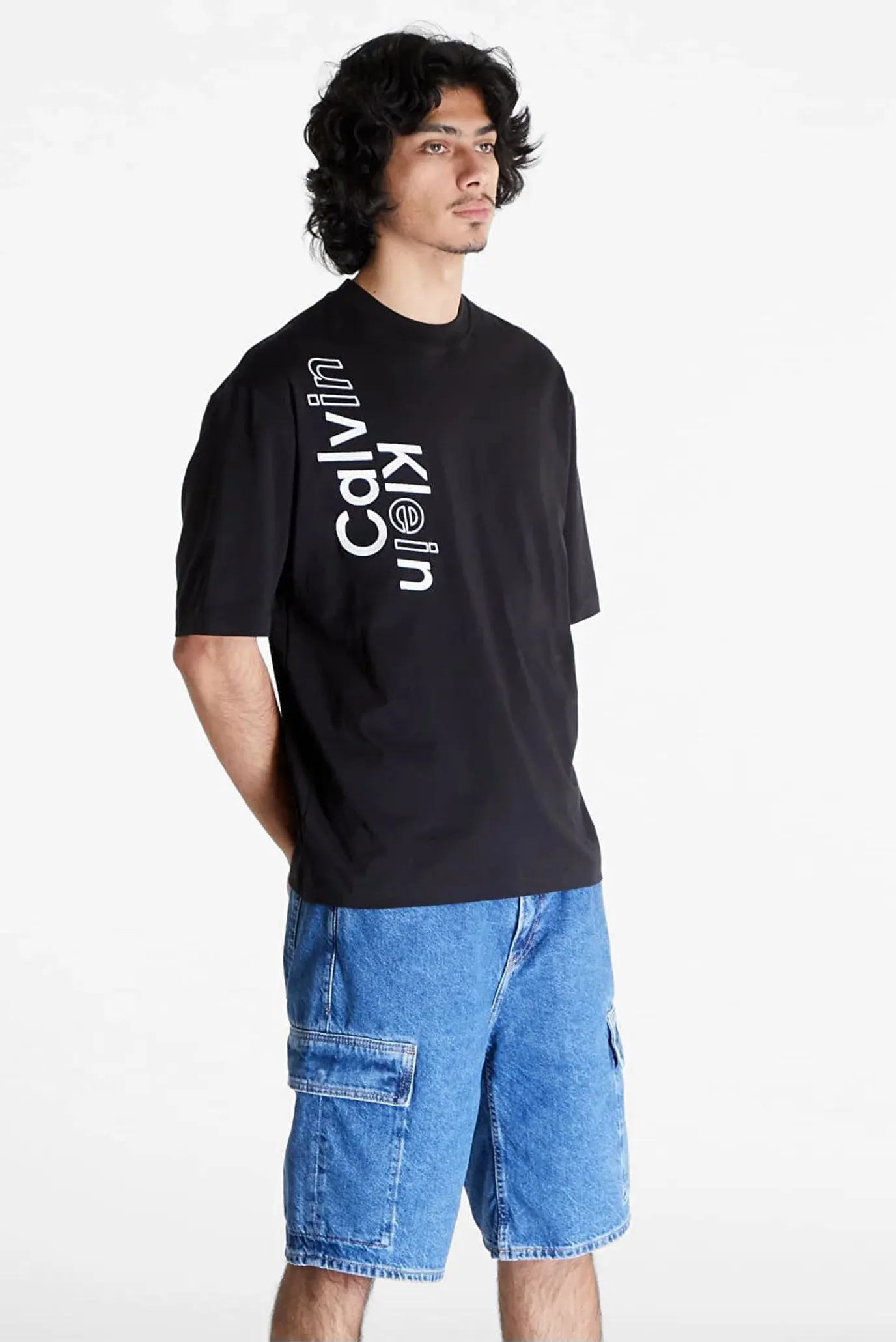 Футболка BLOCKING GRAPHIC TEE 1