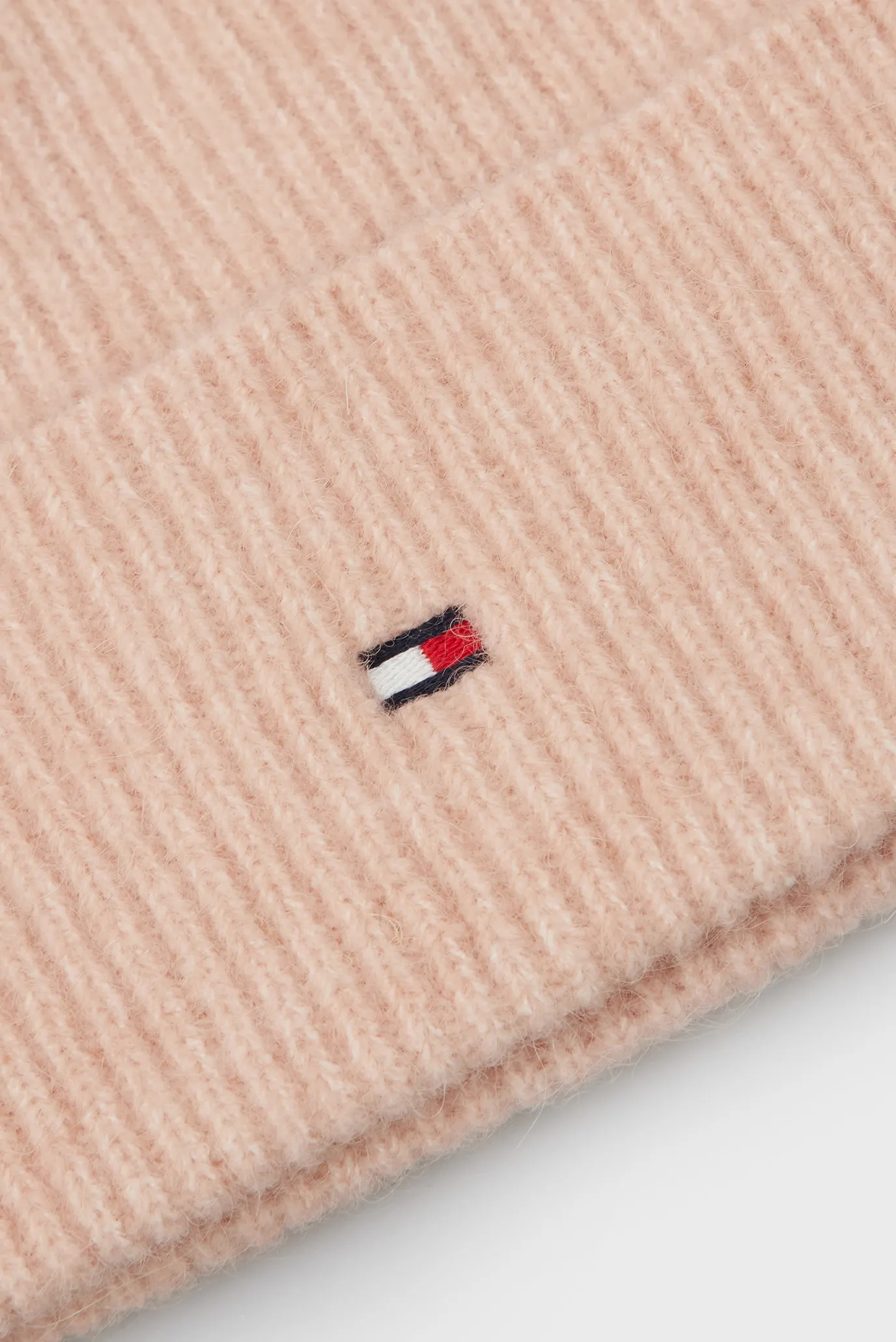 Шапка ESSENTIAL FLAG FUZZY BEANIE 4