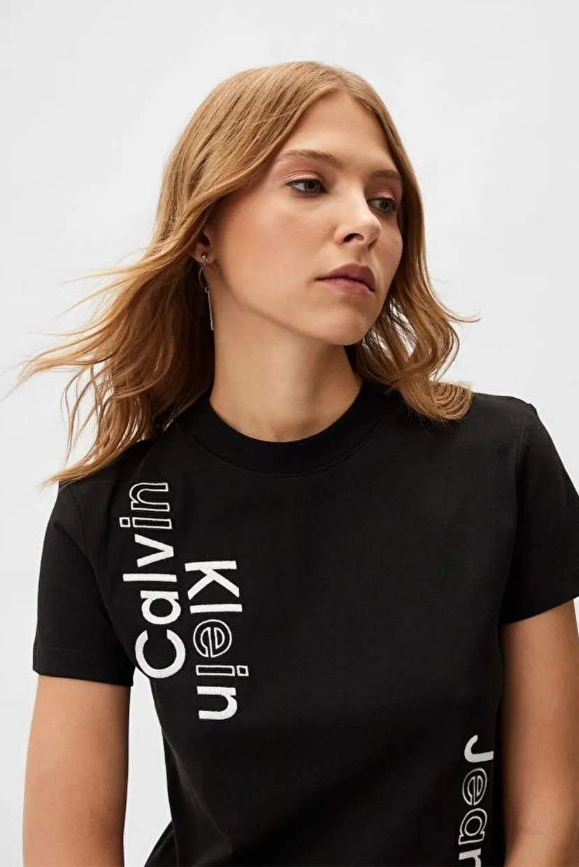 Futbolka MULTI PLACEMENT LOGO BABY TEE 4