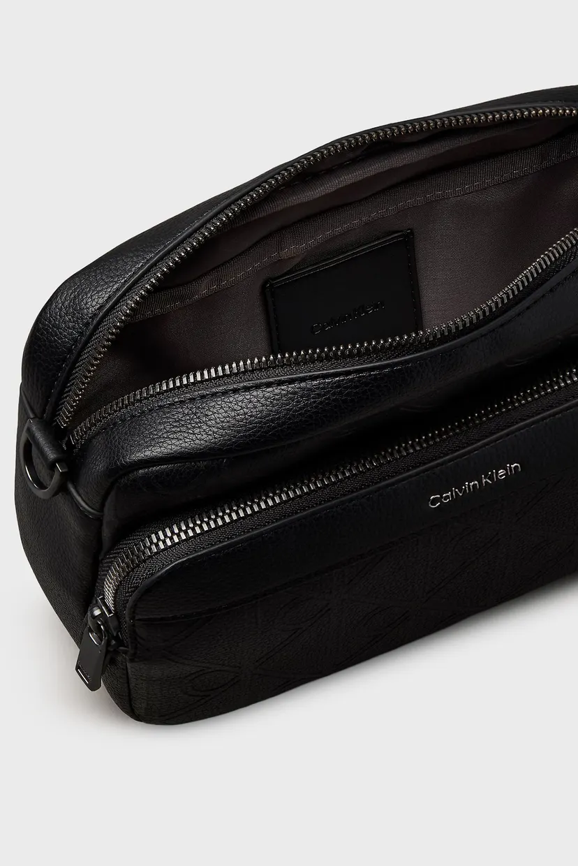 Sumka EMBLEM AOP DEBOSS CAMERA BAG 4