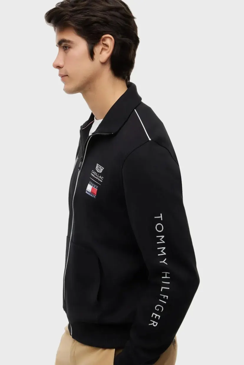 Reglan/TH X CF1 RACING TRAC 4