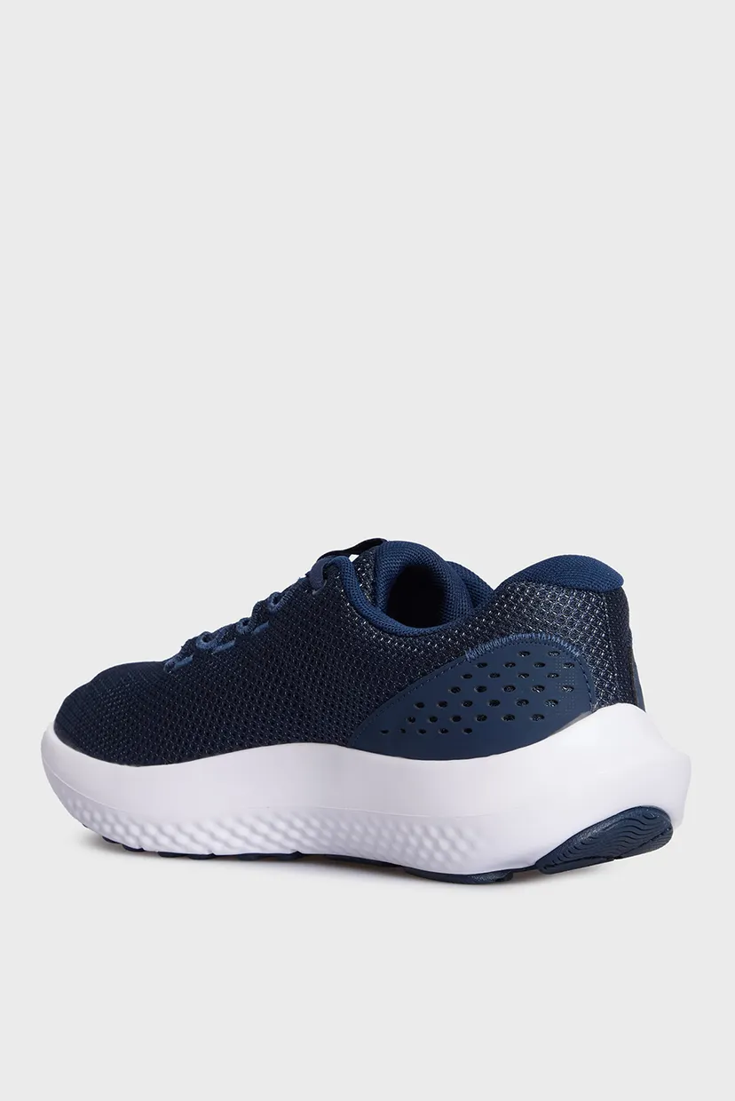 Krossovka UA Charged Surge 4 5