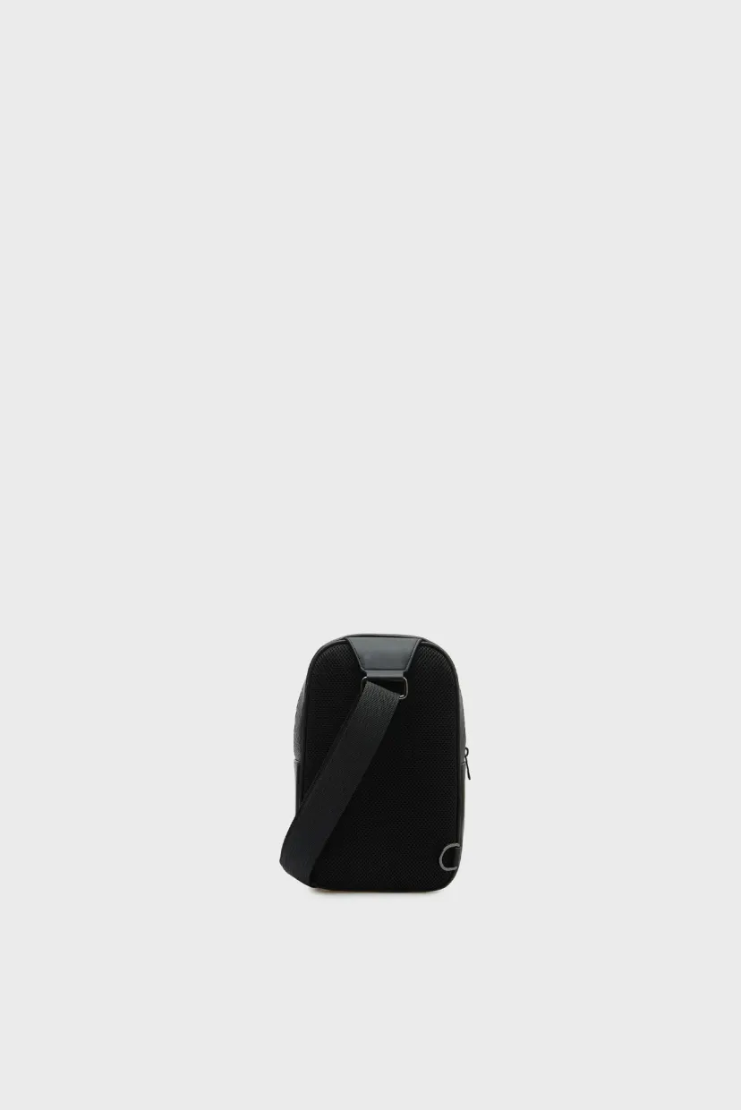 Sumka/TH CENTRAL SLINGPACK 4