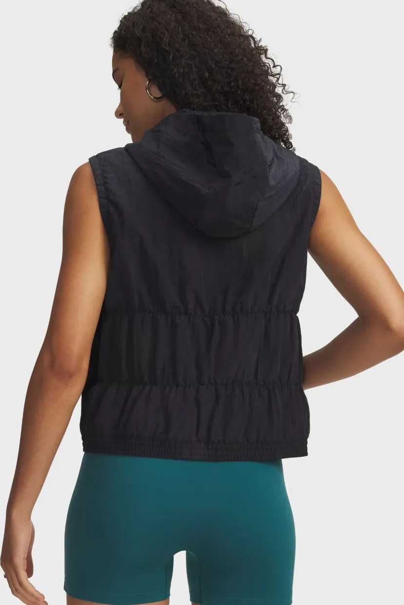 Vetrovka/UA Rival Woven Ruched Vest-BLK 3
