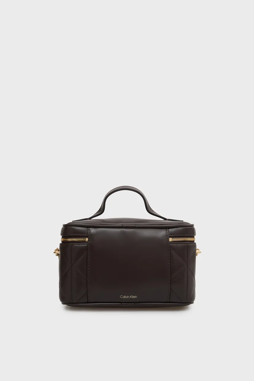 Sumka QUILTED BEAUTY CASE ON CHAIN 3