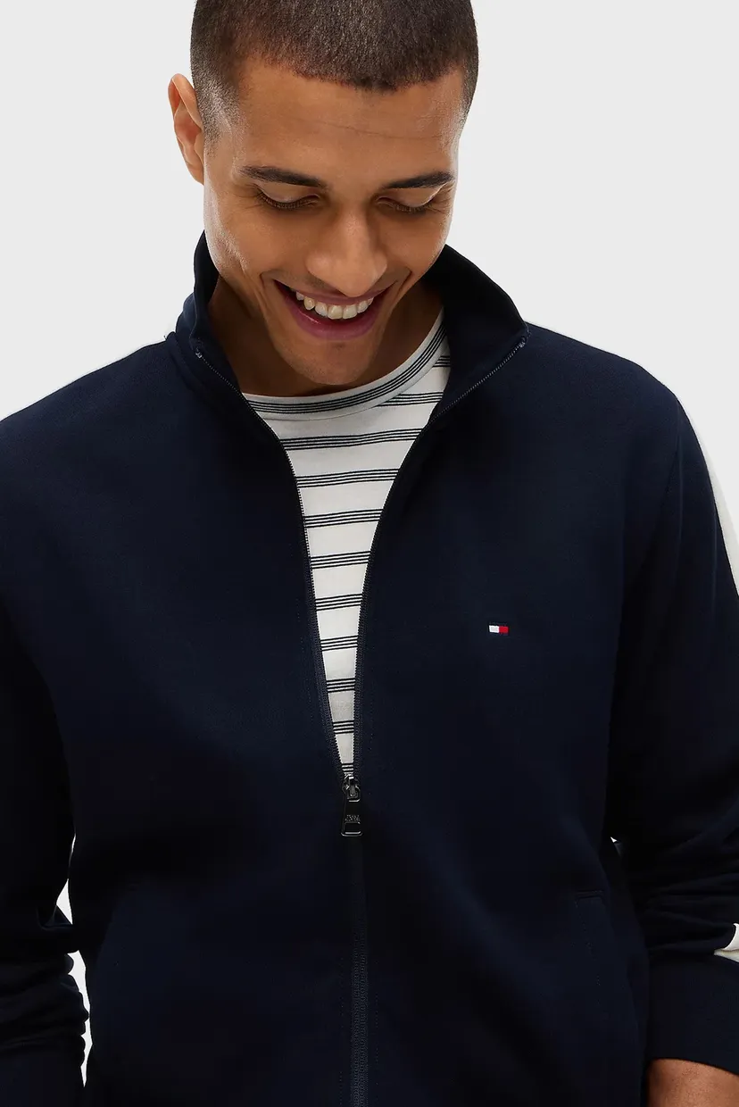 Костюм спортивный/ESS COLORBLOCK TRACKSUIT 4