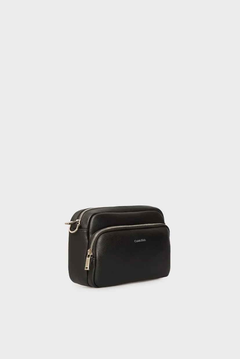 Sumka/RAISED CAMERA BAG 3