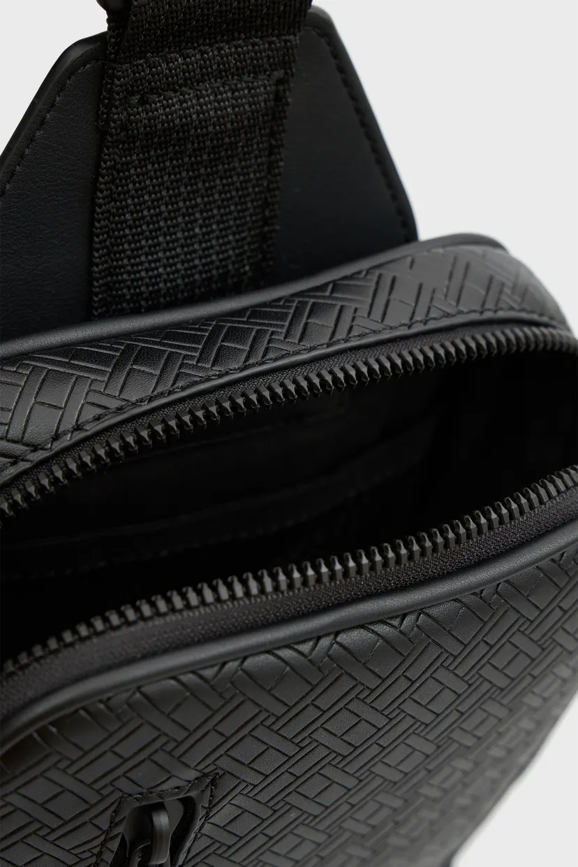 Sumka/TH EMBOSSED FLAG SLING BAG 5