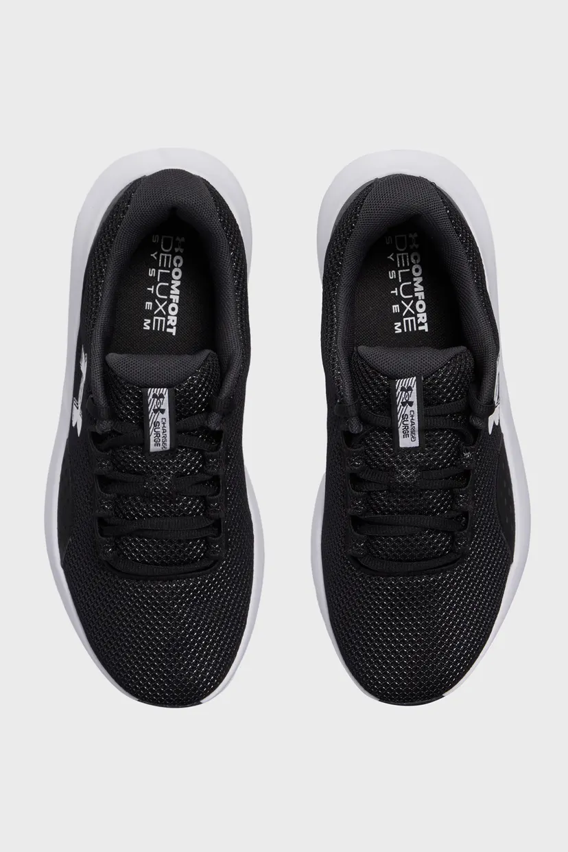 Krossovka UA W Charged Surge 4 4